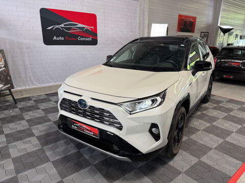 Toyota RAV 4 222 ch AWD-Collection - 4x4- Attelage- Toit ouvrant- Carplay 2019 occasion Carquefou 44470