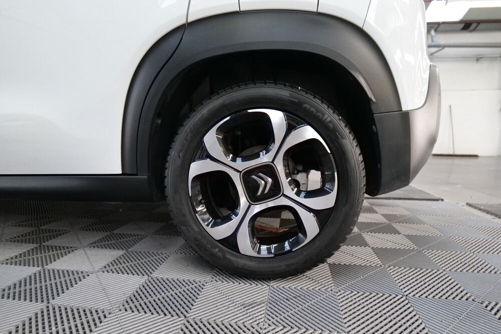 C3 Aircross 110 S&S BVM5 SHINE - 1ERE MAIN - GPS COULEUR - GRIP CONTROL 2018 occasion 69008 LYON 8EME