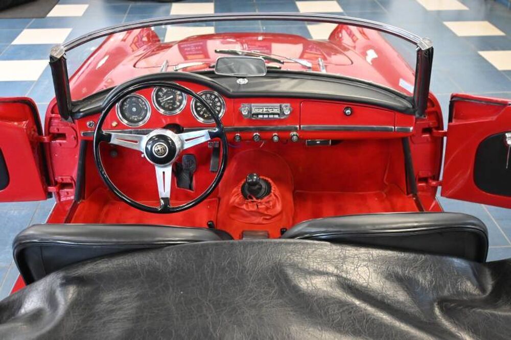 Spider Giulia spider 1963 1963 occasion 72650 Saint-Saturnin