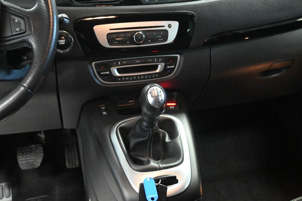 Grand Sc&eacute;nic III TCe 130 Energy Bose Edition 7 pl 2015 occasion 72650 Saint-Saturnin