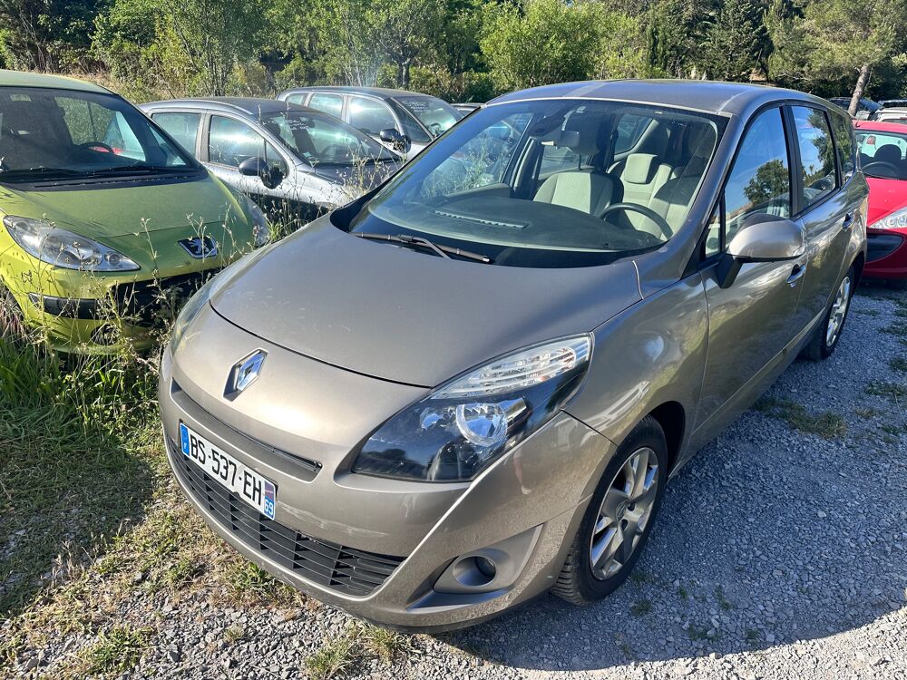 Grand Sc&eacute;nic III dCi 130 FAP Bose Euro 5 7 pl 2011 occasion 34090 Montpellier