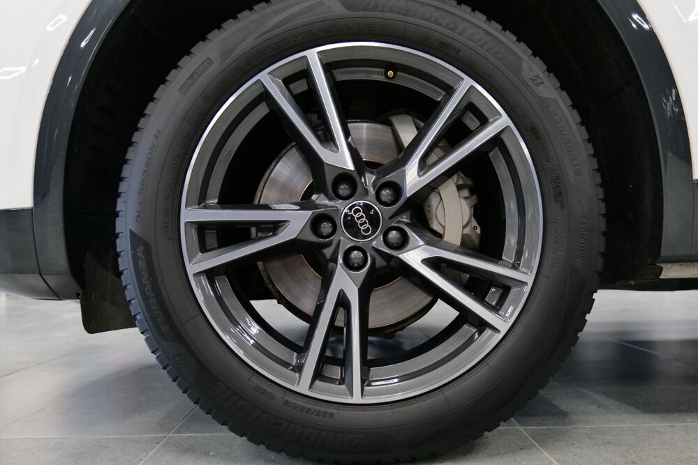 Q5 40 TDI 204 S TRONIC 7 QUATTRO AVUS 1&deg;MAIN / TVA RECUPERABLE 2023 occasion 69008 LYON 8EME