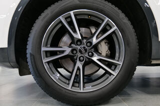 Q5 40 TDI 204 S TRONIC 7 QUATTRO AVUS 1&deg;MAIN / TVA RECUPERABLE 2023 occasion 69008 LYON 8EME