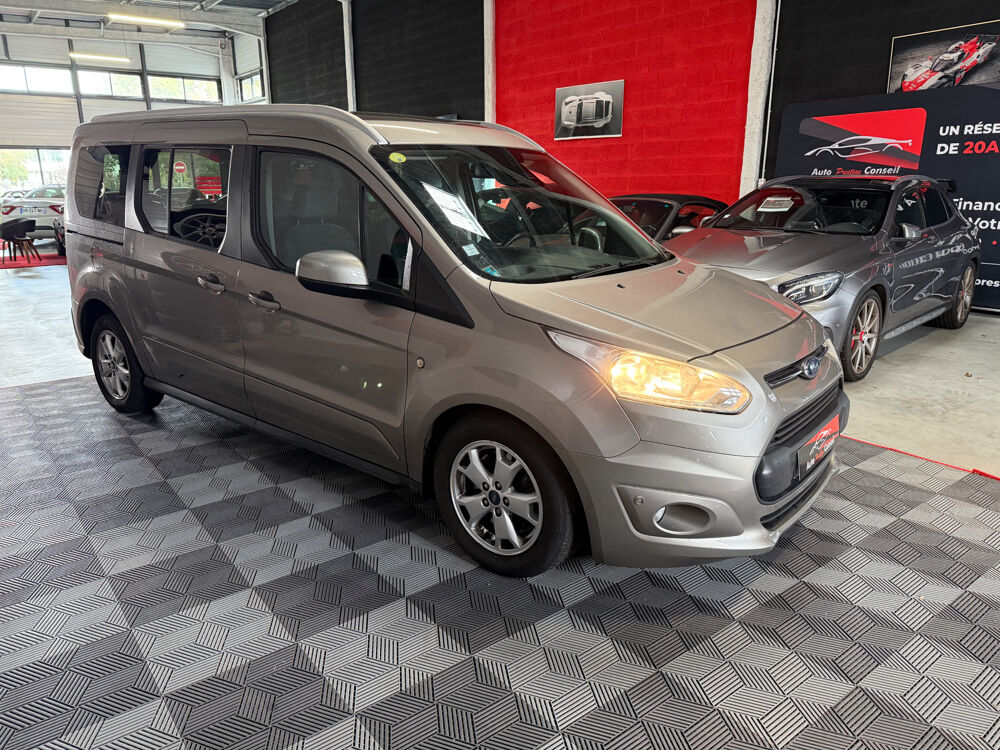 Grand C-MAX 1.5 TDCi 120cv Titanium- Entretien complet FORD- attelage am 2018 occasion 44470 Carquefou
