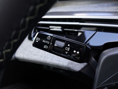 5008 Hybrid 145 ch e-DCS6 GT Exclusive 2026 occasion 77680 Roissy-en-Brie