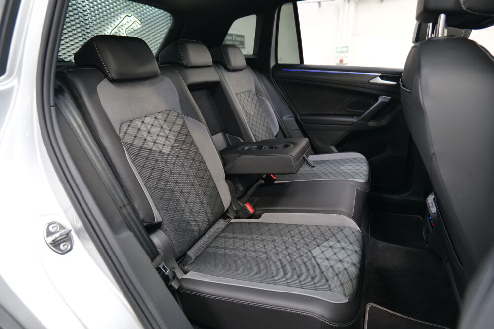 Tiguan eHybrid 245ch DSG6 R-Line 1&deg;MAIN FRANCAIS TVA RECUPERABLE L 2023 occasion 69008 LYON 8EME