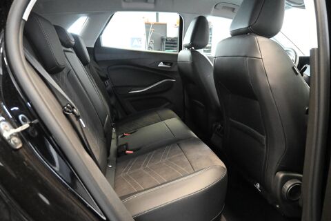 Grandland Hybrid 225 ch BVA8 Elegance Business 2023 occasion 72650 Saint-Saturnin