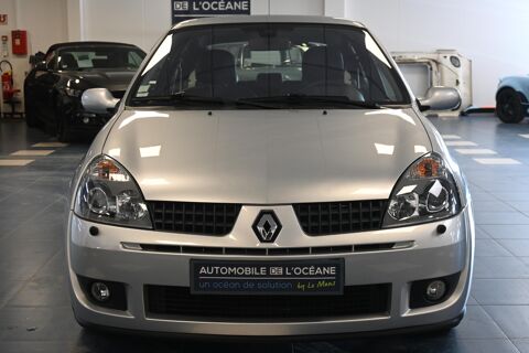 Clio 2.0i 16V Sport RS 2004 occasion 72650 Saint-Saturnin