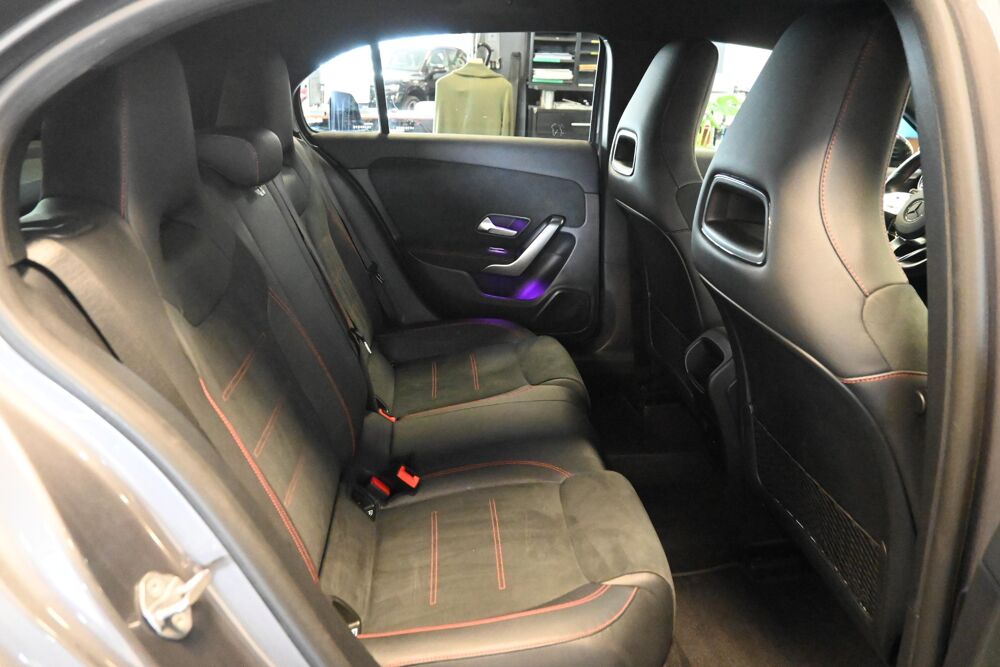 Classe A 180 7G-DCT AMG Line / Suivi complet Mercedes 2021 occasion 72650 Saint-Saturnin