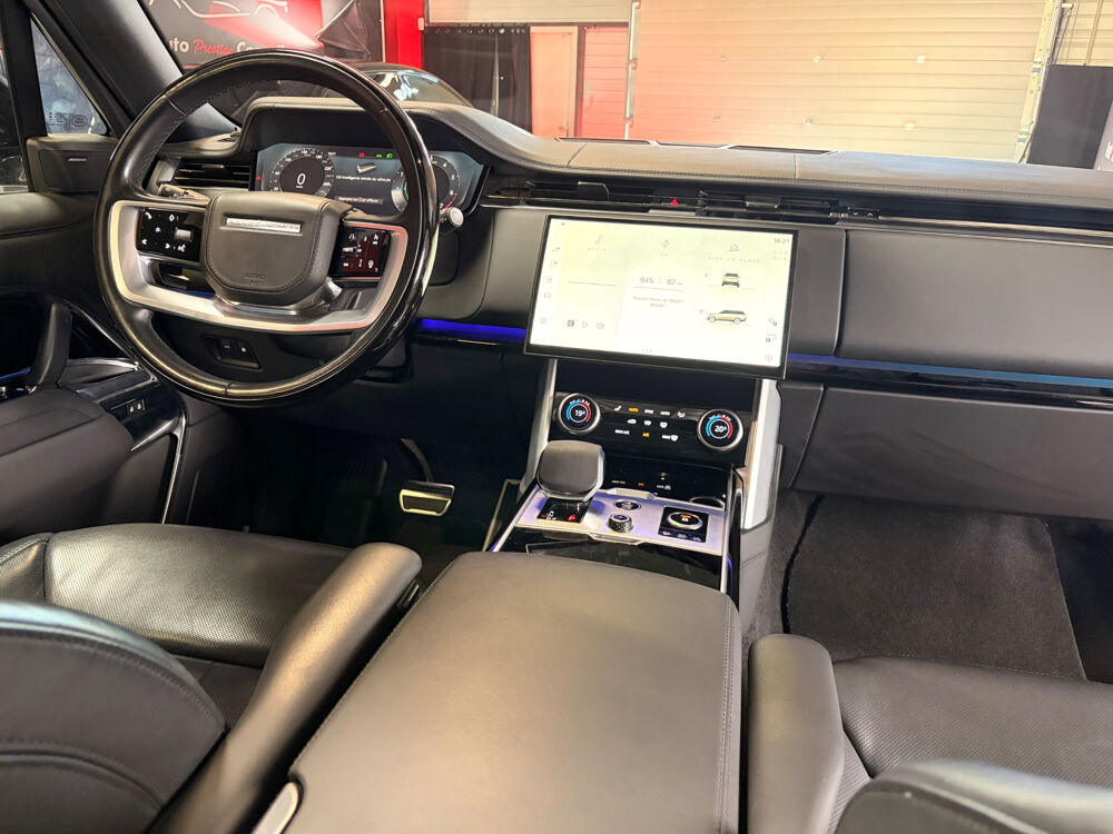 Range Rover HSE SWB P440e PHEV AWD L460// ENTRETIEN LAND ROVER// PREMIER 2023 occasion 44470 Carquefou