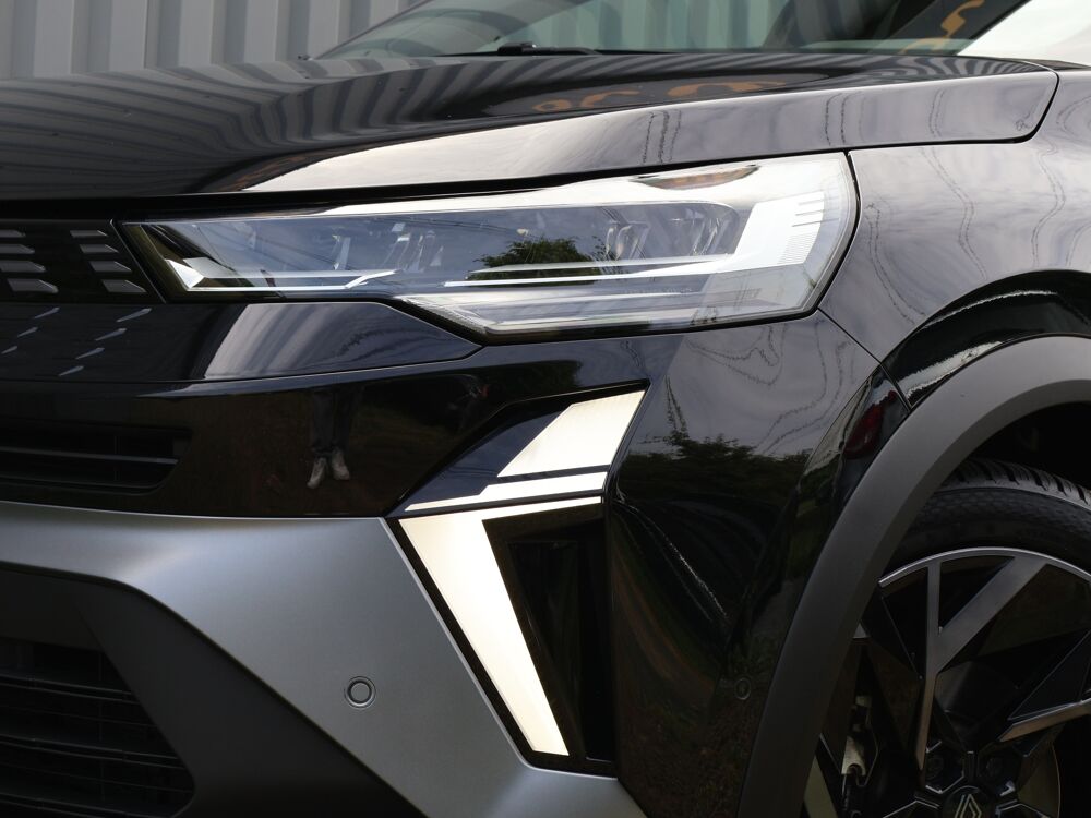 Symbioz E-Tech full hybrid 145 Esprit Alpine 2025 occasion 77680 Roissy-en-Brie