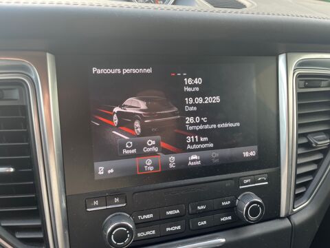 Macan Turbo 3.6 V6 440 ch Pack Performance PDK 2017 occasion 44470 Carquefou
