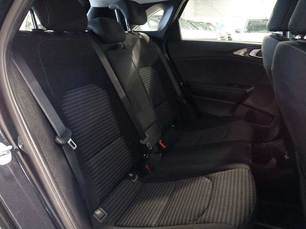 Ceed 1.5 T-GDi 160 ch DCT7 GT Line Business 2023 occasion 77680 Roissy-en-Brie