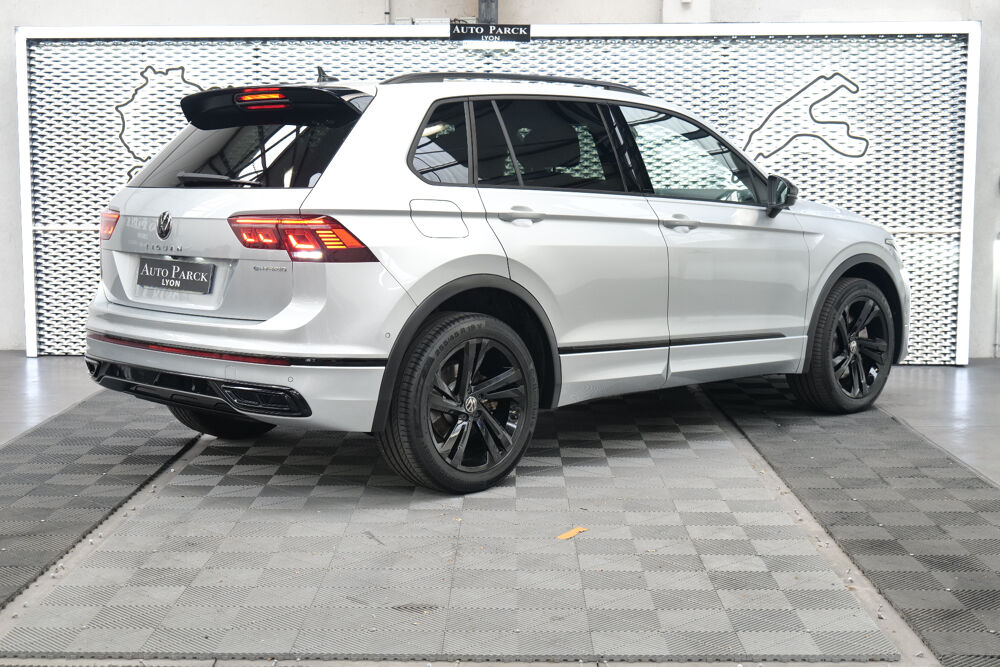 Tiguan eHybrid 245ch DSG6 R-Line 1&deg;MAIN FRANCAIS TVA RECUPERABLE L 2023 occasion 69008 LYON 8EME