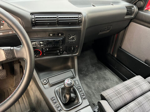 S&eacute;rie 3 320i 1988 occasion 27120 PACY-SUR-EURE