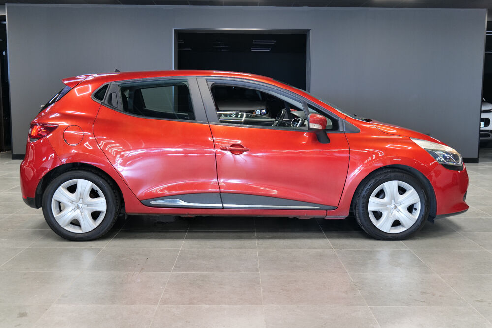 Clio IV DCI 75 Energy Zen 1&deg;MAIN / IDEAL JEUNE CONDUCTEUR / 4CV / 75 2016 occasion 69008 LYON 8EME