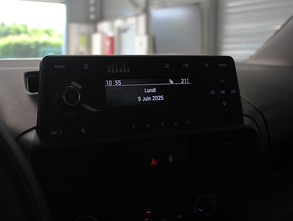 Proace MEDIUM 1.5L 100 D-4D BVM5 DYNAMIC 2022 occasion 77680 Roissy-en-Brie