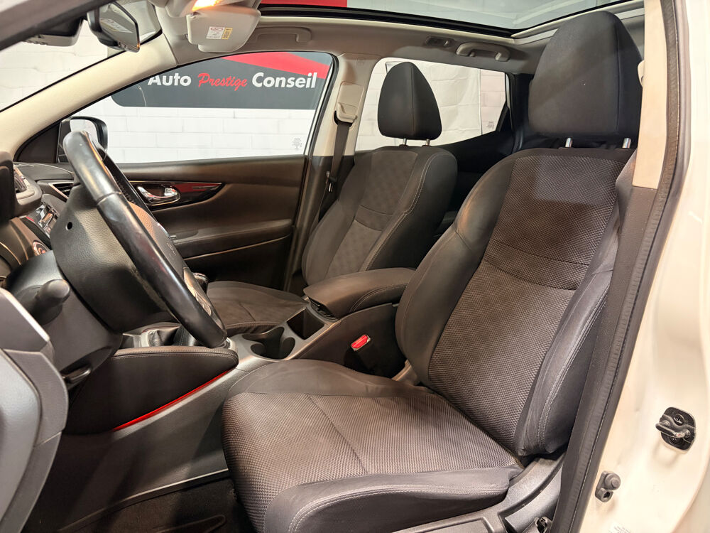Qashqai 1.2 DIG-T 115 Visia - Toit pano 2014 occasion 44470 Carquefou