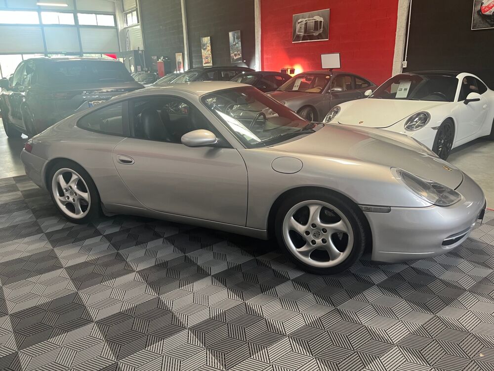 911 Carrera 3.2 3.4i 2000 occasion 44470 Carquefou