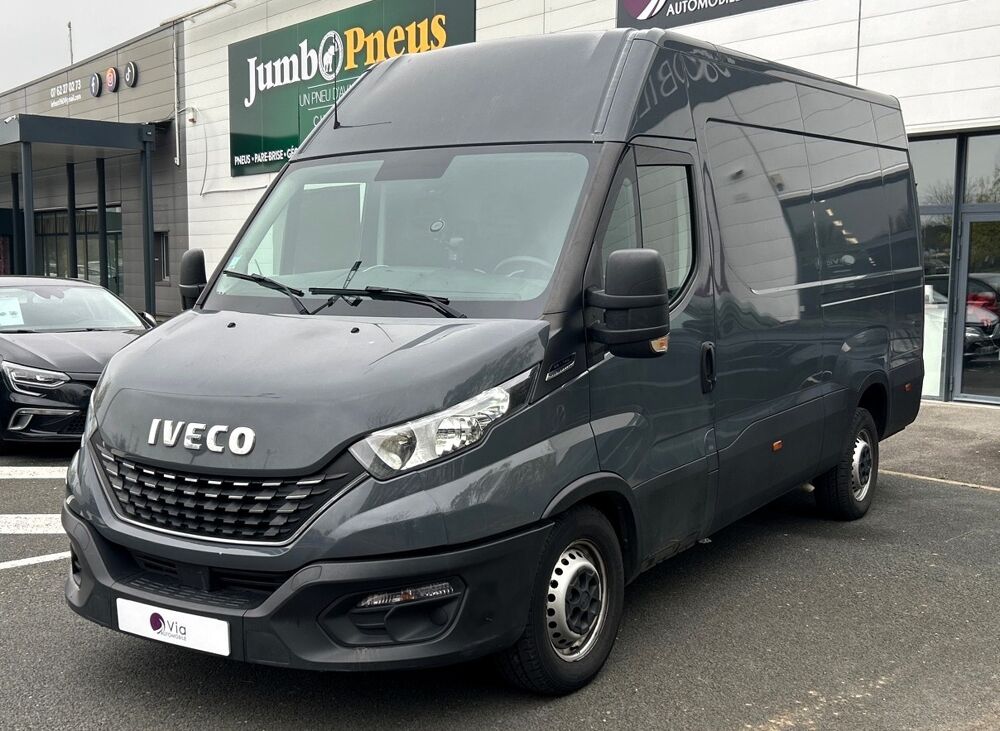 Daily FGN 35 S 14 SV11 H2 QUAD-LEAF HI MATIC - 5P 2021 occasion 60230 Chambly