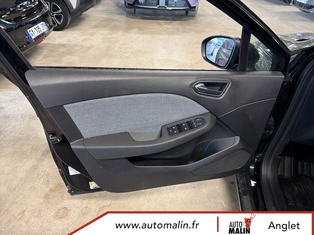Clio V E-Tech full hybrid 145 ch GSR2 Techno 2025 occasion 64600 Anglet