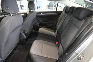 Passat 1.6 TDI 120 BM BlueMotion Business 2016 occasion 72650 Saint-Saturnin