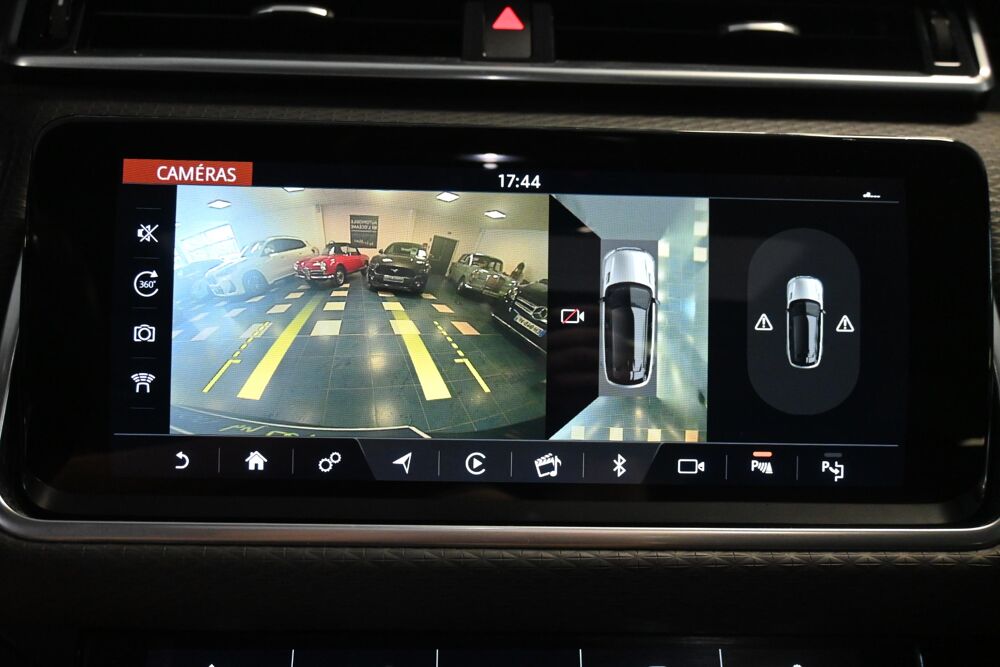 Range rover velar 2.0L D240 BVA HSE R-Dynamic / Origine FR / Suivi LandRover 2020 occasion 72650 Saint-Saturnin