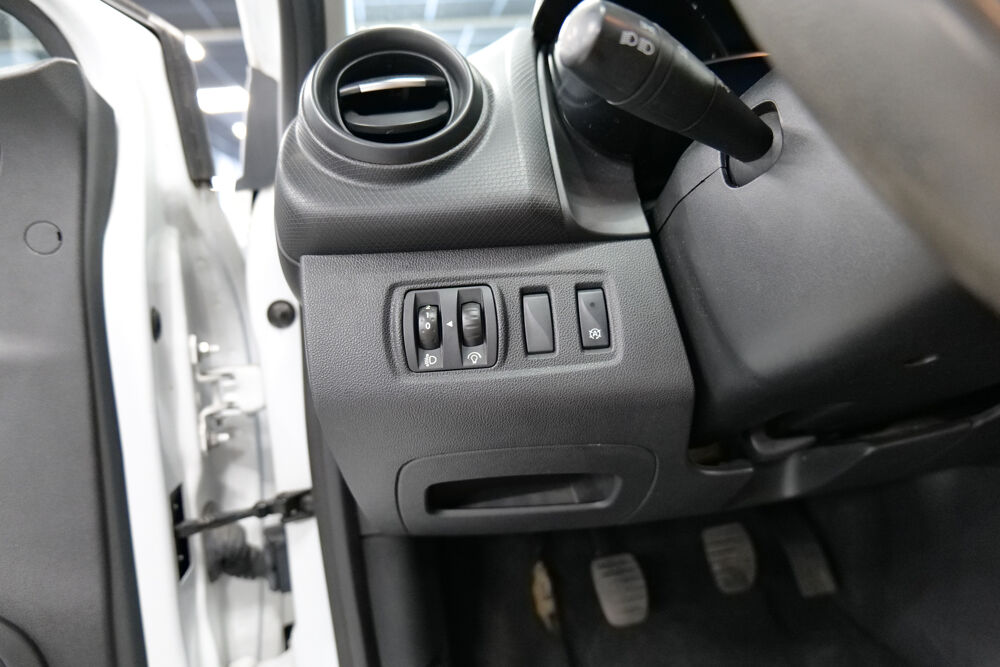 Clio IV DCI 75 ENERGY AIR 2015 occasion 69008 LYON 8EME