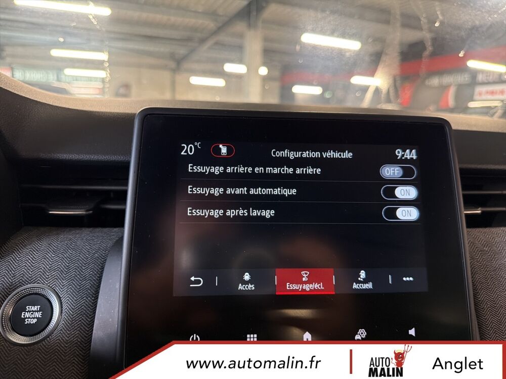 Clio V E-Tech full hybrid 145 ch GSR2 Techno 2025 occasion 64600 Anglet