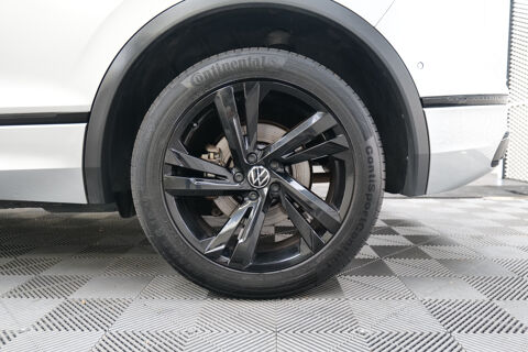 Tiguan eHybrid 245ch DSG6 R-Line 1&deg;MAIN FRANCAIS TVA RECUPERABLE L 2023 occasion 69008 LYON 8EME