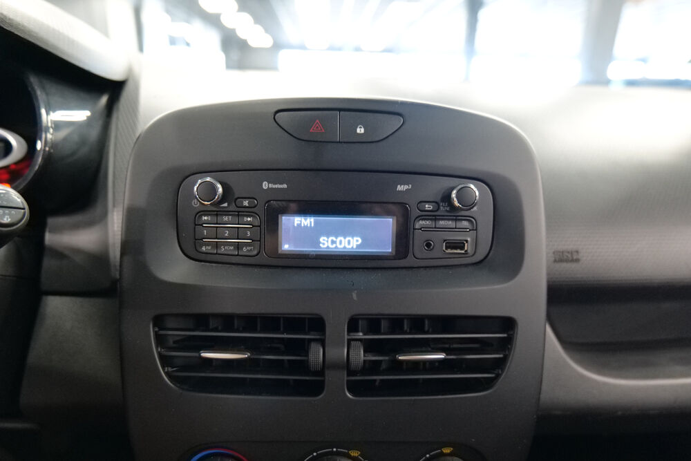 Clio IV DCI 75 ENERGY AIR 2015 occasion 69008 LYON 8EME
