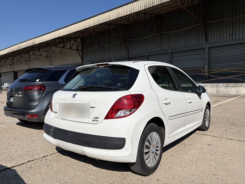207 1.6 HDi 90ch FAP 99g BLUE LION Active 2010 occasion 34090 Montpellier