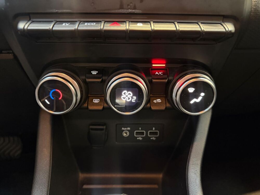Clio V 1.6 E-TECH 1.6i 140 Hybrid 91CV Business 2021 occasion 62230 Outreau