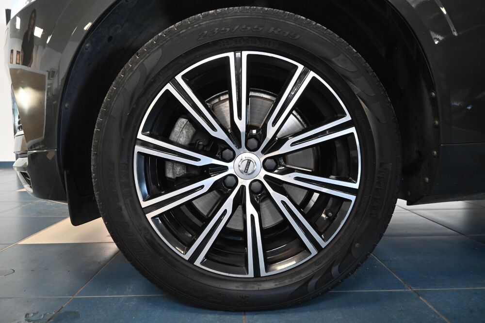 XC60 T8 Twin Engine 303 ch + 87 ch Geartronic 8 Inscription Luxe 2019 occasion 72650 Saint-Saturnin