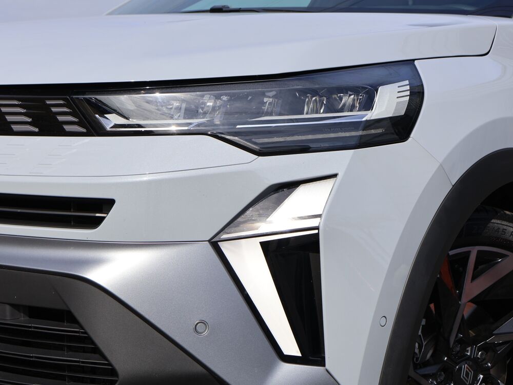 Symbioz E-Tech full hybrid 145 Esprit Alpine 2025 occasion 77680 Roissy-en-Brie