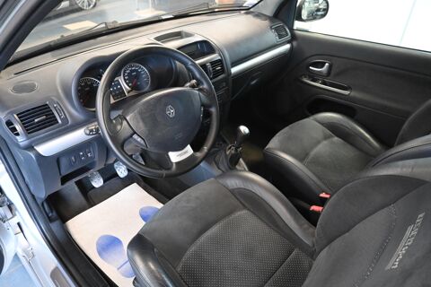 Clio 2.0i 16V Sport RS 2004 occasion 72650 Saint-Saturnin