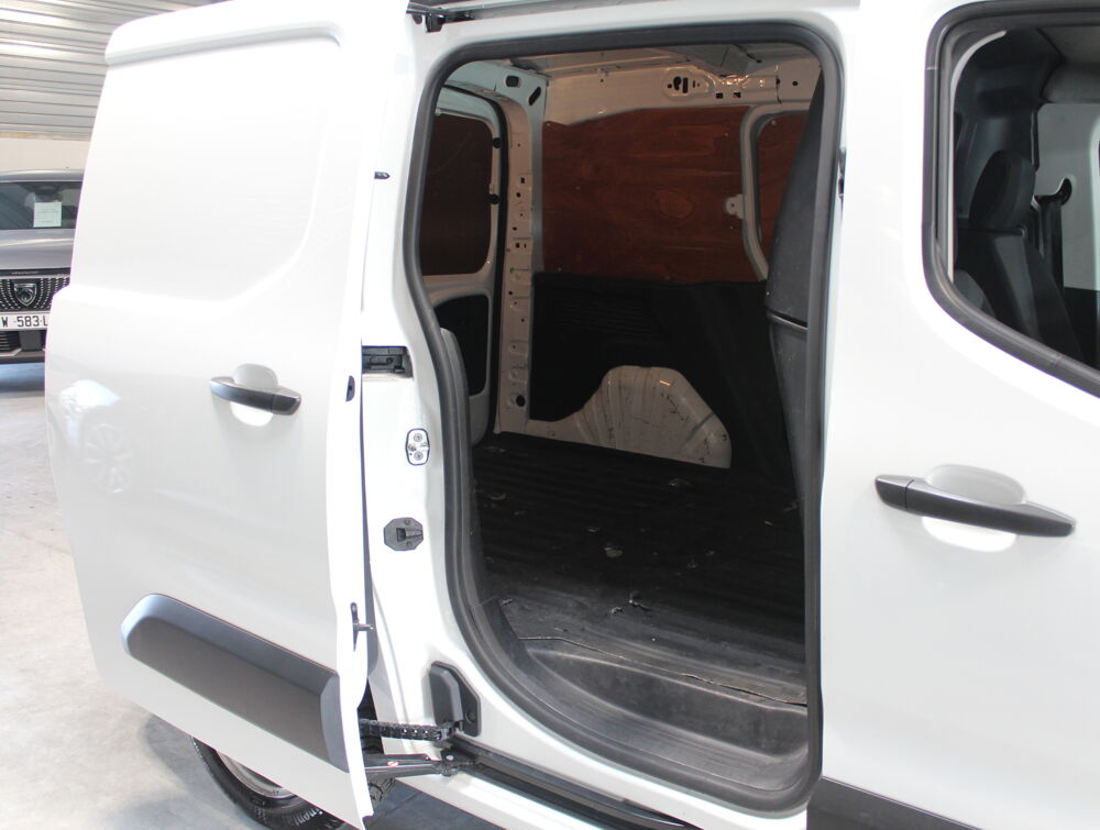Proace MEDIUM 1.5L 100 D-4D BVM5 DYNAMIC 2022 occasion 77680 Roissy-en-Brie