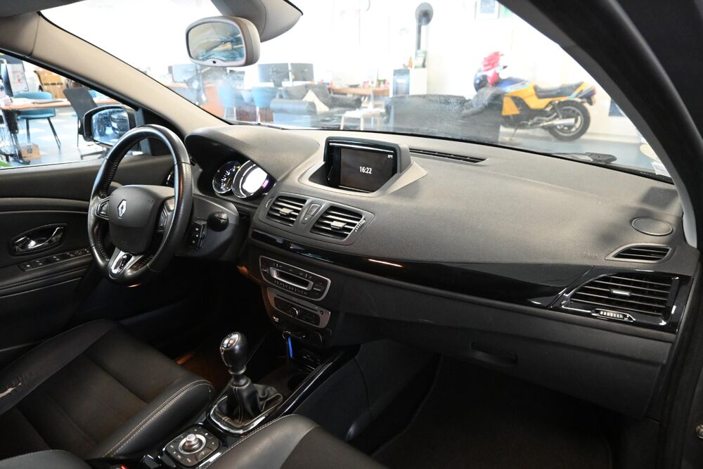 M&eacute;gane III Estate Estate III 1.5 dCi 110 FAP Energy eco2 Bose 2014 occasion 72650 Saint-Saturnin