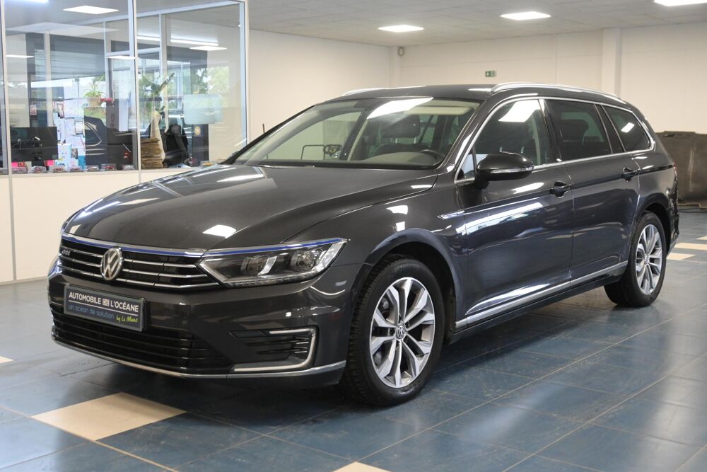 Passat 1.4 TSI 218 Hybride Rechargeable DSG6 GTE 2018 occasion 72650 Saint-Saturnin