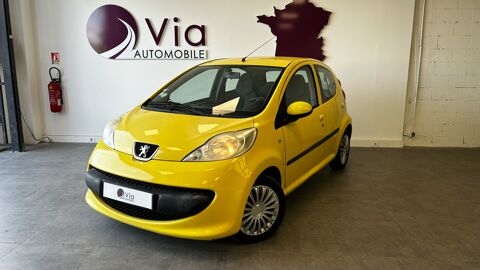 Peugeot 107 1.0 68ch 2-Tronic Trendy 2008 occasion Montigny-le-Bretonneux 78180