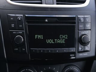 Swift 1.2 VVT 4x4 Privilege 2015 occasion 77680 Roissy-en-Brie