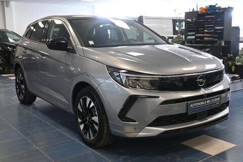 Grandland Hybrid 225 ch BVA8 Elegance Business 2023 occasion 72650 Saint-Saturnin