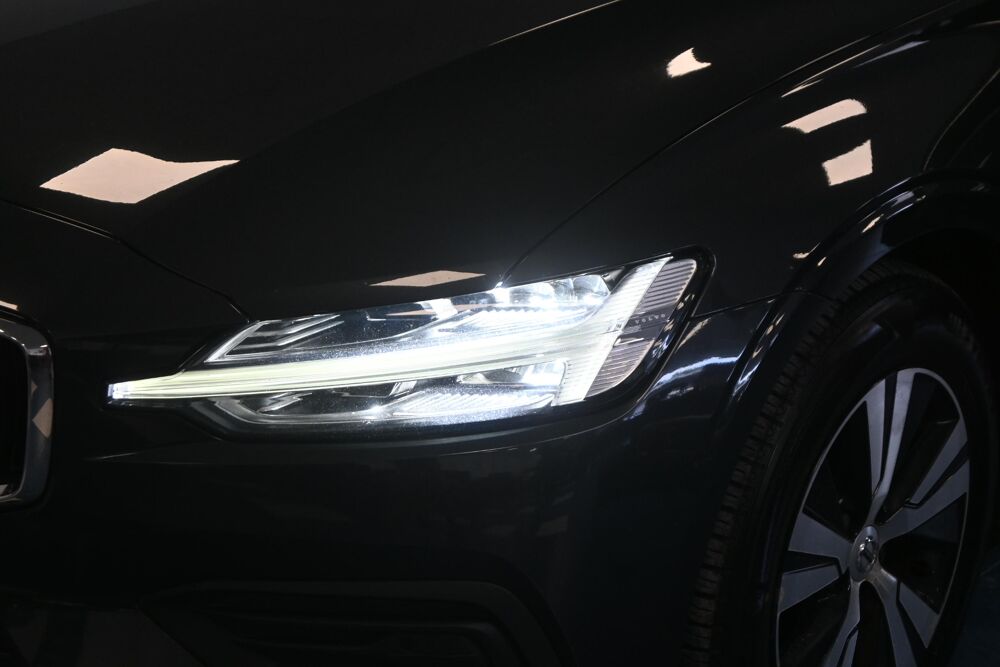 V60 D3 AdBlue 150 ch Geartronic 8 Business 2019 occasion 72650 Saint-Saturnin