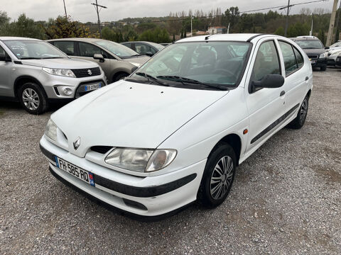 Renault M&eacute;gane 1.6ie RT 1997 occasion Montpellier 34090