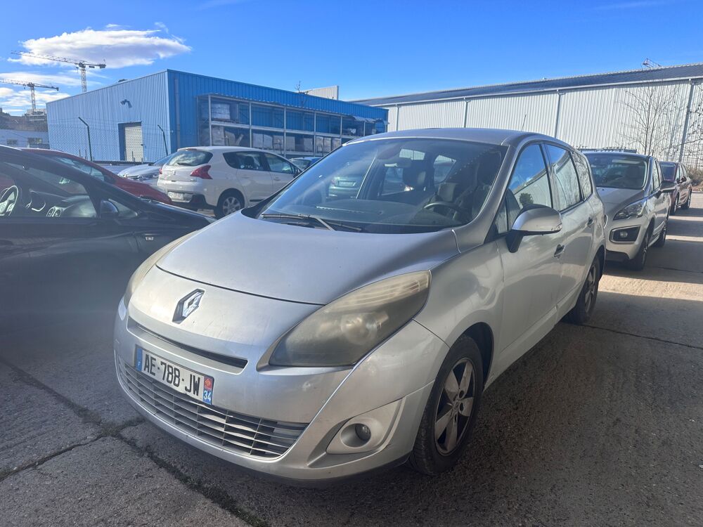 Grand Sc&eacute;nic III dCi 130 Expression 7 pl 2009 occasion 34090 Montpellier