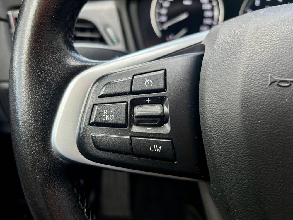 Serie 2 Active Tourer 225xe iPerformance 220 ch BVA6 Business Design 2021 occasion 44880 Sautron
