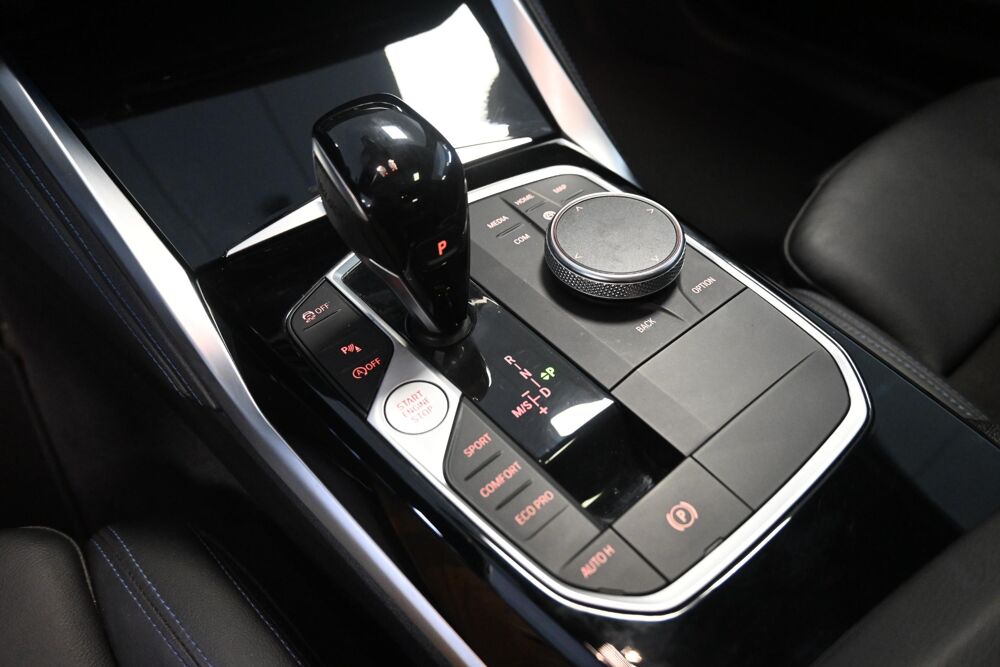 Serie 2 Coupe 220i 184 ch BVA8 M Sport 2022 occasion 72650 Saint-Saturnin