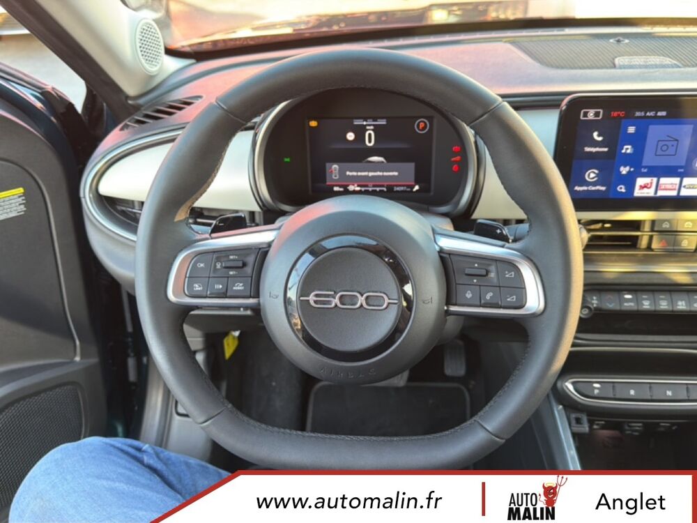 Fiat 600 T-Gen 3 1.2 Hybrid 110ch eDCT6 La Prima 2025 occasion 64600 Anglet
