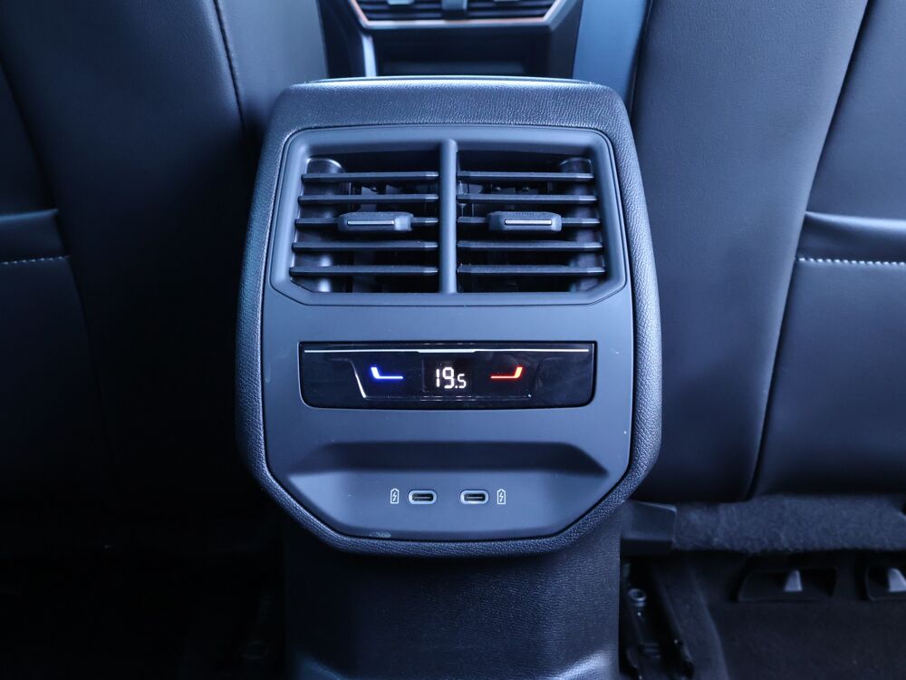 Leon eHybrid 204 ch DSG6 V 2025 occasion 77680 Roissy-en-Brie
