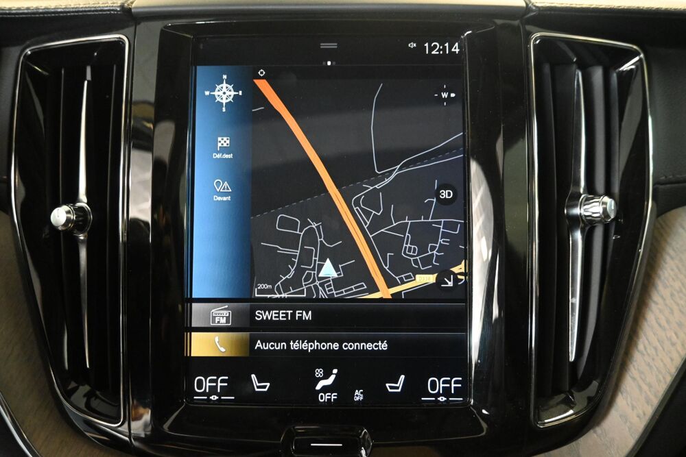 XC60 T8 Twin Engine 303 ch + 87 ch Geartronic 8 Inscription Luxe 2019 occasion 72650 Saint-Saturnin